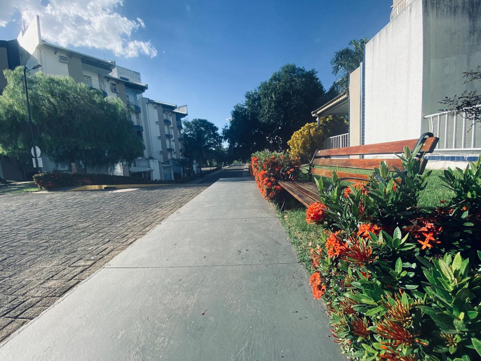 Enseada Nautico Residence De Paula Caldas Novas Ngoại thất bức ảnh