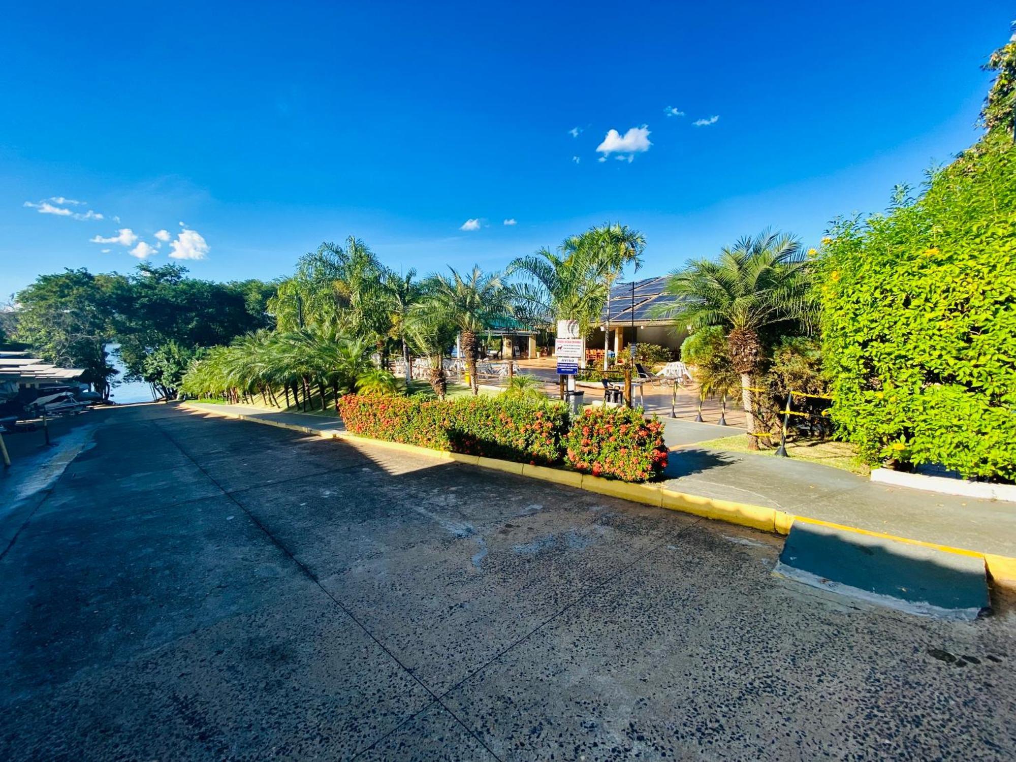 Enseada Nautico Residence De Paula Caldas Novas Ngoại thất bức ảnh